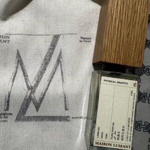 Masion Luisant Physical Graffiti Perfume